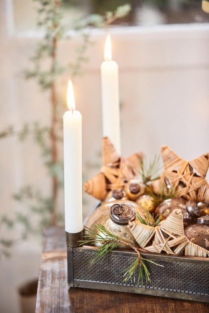 Adventsstake t / 4 kronelys med hullmønster 