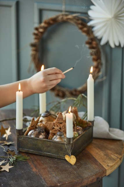Adventsstake t / 4 kronelys med hullmønster 